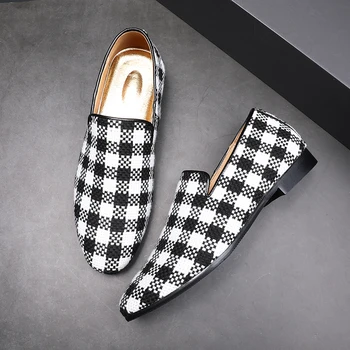 2020 Modne męskie formalne buty ślubne na kolację kratkę wzór skórzane buty brytyjski styl markowe mokasyny Bussines Casual buty