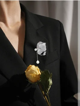 EUDORA wysokiej jakości duży motyl broszka Kryształ luksusowy szpilka broszka dla kobiet partia banquet rhinestone szpilki Colthese akcesoria