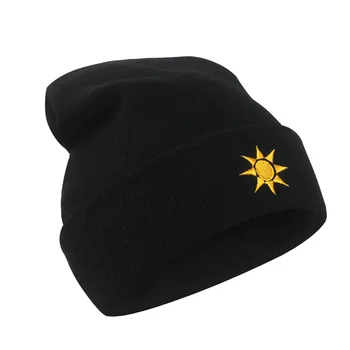 Księżyc, słońce, śnieg wzór haft hip-hop kapelusze kobiety unisex drutach Skullies czapka Jesień Zima codzienne ciepła czapka zimowa dla dziewczynki