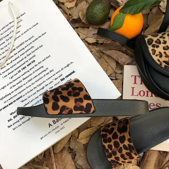 Letnie Kapcie Damskie Slajdy Leopard Indoor & Outdoor Platform Sandals Ladies Shoes Slip On Flip Flops Zapatillas Mujer