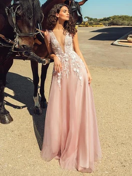 Lori jasno-różowe koronkowe suknie ślubne plaża Boho suknie ślubne suknia bez rękawów Illsuion bez ramiączek Księżniczka suknia wieczorowa