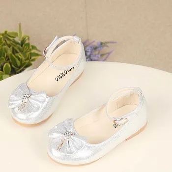 Nowe jesienne dziewczyny skórzane buty dla Dzieci dziewczyny dla dzieci księżniczka kwiat buty do biegania pearl diament jeden obuwie dla dzieci buty taneczna