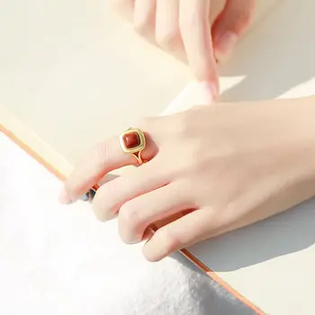 Nowy oryginalny projekt szkliwa porcelany geometryczne kwadrat dający pierścień chiński styl retro sąd eleganckie srebrne ozdoby