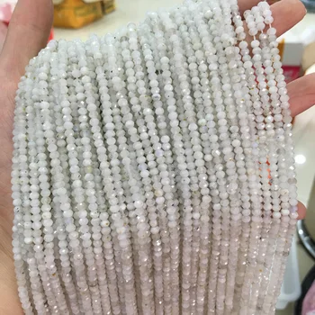 Sprzedaż hurtowa naturalny biały kamień księżycowy małe koraliki szlifowane rozrzucone koraliki do tworzenia biżuterii DIY Urok naszyjnik bransoletka akcesoria