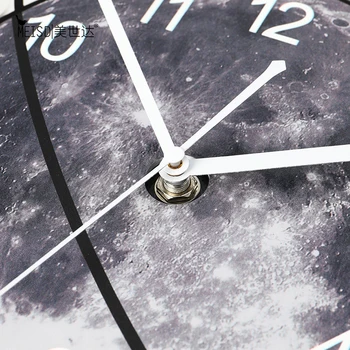 Twórczy Ładny Astronauta Zegar Ścienny Nowoczesny Wielki Zegar Ścienny Kwarcowy Koraliki, Ciche Wiszące Zegary Zegar Ścienny Wysokiej Jakości