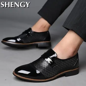 2020 obuwie Męskie eleganckie plus size Czarna formalna buty оксфорды buty Męskie skóra tłoczone klasyczna biznesowa sukienka buty męskie