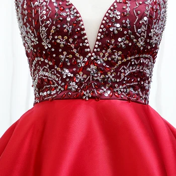 BeryLove Sexy Red Neck Cocktail Dress 2019 Satyna Bez Ramiączek Crystal Frezowanie Girl Krótka Sukienka Balu