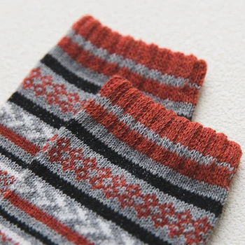 HSS Brand Fashion Zimowe męskie skarpety ciepłe, grube wełniane Sokken Mixture Przeplotem Thicken Casual Dress Socks for Male US size(7.5-12)