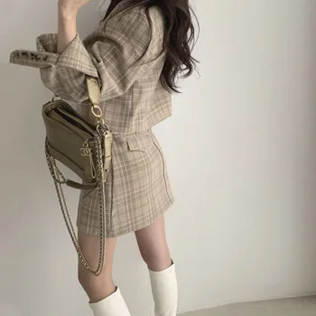 Zawód OL biurowe damskie kostiumy koreański chic moda temperament krótki garnitur, kurtka, spódnica, garnitur z dwóch części ubrania na jesień 2020