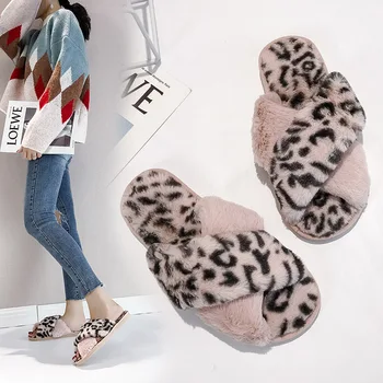 Zimowe damskie domowe kapcie ze sztucznym futerkiem moda ciepłe buty kobieta poślizgu na mieszkania damskie slajdy Leopard plus rozmiar 41 YYJ128