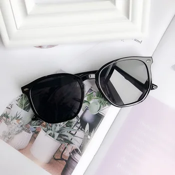 Zonnebril Dames projektanta marki vintage unisex okulary polaryzacyjne Kobiety spolaryzowane punk okulary dla mężczyzn kobiet 2020 2020