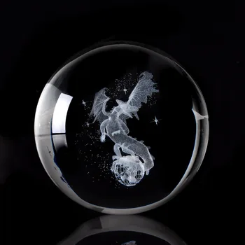 Nowoprzybyły 60/80 mm Smok miniatury kryształowa kula 3D grawerowanie laserowe kwarcowy szklanej kuli Kula domowego biura wystrój ozdoba prezent