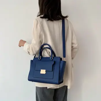 Torebki damskie Fashion Lady Messenger Bag Retro Female Crossbody Bag na ramię Bolsa wysokiej jakości PU Ladies New Trapeze Bag 2020