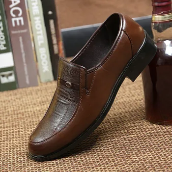 Włoska marka skórzana męska formalne obuwie męskie klasyczna Оксфордская buty dla mężczyzn skórzane buty męskie mokasyny czarny i brązowy