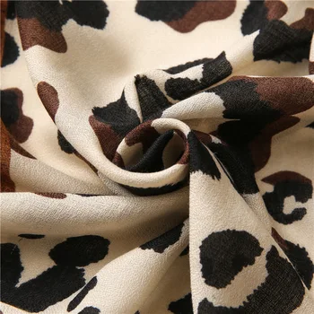2021 moda druku letnie panie bawełniany szalik leopard print szal chusta i szal kobiety zmarszczki Echarpe projektant szal