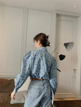CHEERART Vintage Puff Sleeve Top Court z długim rękawem Bluzka dla kobiet koszula niebieski kwiatowy print top kobiet jesień 2020