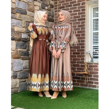 EID Kaftan Abaya Dubaj Turcja Muzułmańskie stroje Strój Kobiety Kaftan Arabski Ramadan Femme Z Długim Rękawem Drukowanych Jedwab Partii Szlafrok