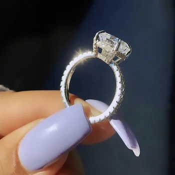 Oryginalne 925 srebro palec serdeczny 2Ct poduszka cut Diamond ślubne obrączki dla kobiet Topaz kamień wykwintne biżuteria