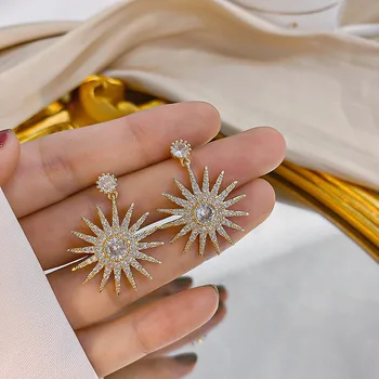 S925 Srebrny igła Shell kolczyki kobiety Nowy temperament z kryształkami pokój 1 przesadny niepowtarzalny design ucha wisiorek trend