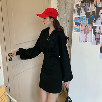 Sweter z kapturem, sukienka wczesna jesień 2020 Nowa cienka krótka spódnica koreański damska, modna spódnica