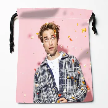 Najlepiej sprzedające się Robert Pattinson Sznurek torby druku 18X22CM miękka satyna tkanina Resuable przechowywania przechowywania odzieży torba na buty torba