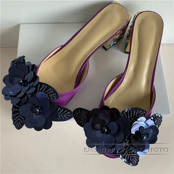 Seksowny Czerwony Kwiat Damskie Sandały Kolorowe Diament Kwadratowy Miód Pięty Luksusowe Satynowe Open Toe Sandały Linkę Buty Dla Imprez