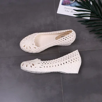 2020 nowe plastikowe sandały kobiety hollow poślizgu na zębach galaretki sandały buty do chodzenia plażowe sandały duży rozmiar 41 4h81