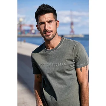 KUEGOU męska koszulka z krótkim rękawem moda litery haftowane koszulki lato bawełna t-shirt mężczyźni top plus rozmiar BT-21639