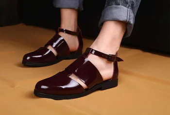 Męskie fajne sandały lato zamknięte toe dekolt włoskie sandały buty Gladiator moda lądowisko plażowe sandały buty