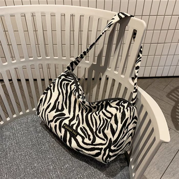 Zebra Pattern Trending podkładki pod pachami torby dla kobiet 2020 zima prosty markowe torby na ramię żeński projektant ręcznie torba